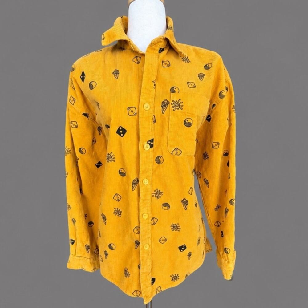 Forever 21 long sleeve corduroy button down shirt jacket mustard yellow Men's M